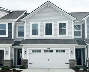 7519 Marin Parkway (Roxbury)