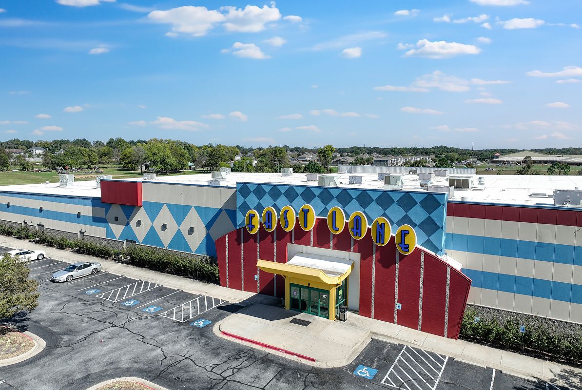 Lowell Fast Lane Entertainment 3of6