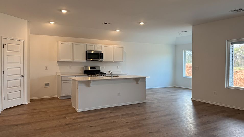2 Chandler Meadows Chandler 2014 Chandler Meadows Magnolia 0406 Living