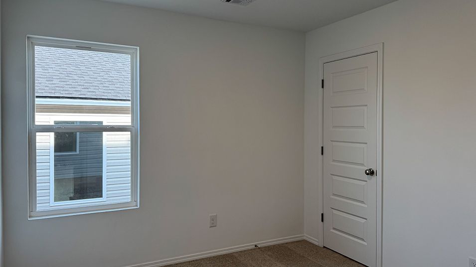 5 Chandler Meadows Chandler 2014 Chandler Meadows Magnolia 0406 Bed3