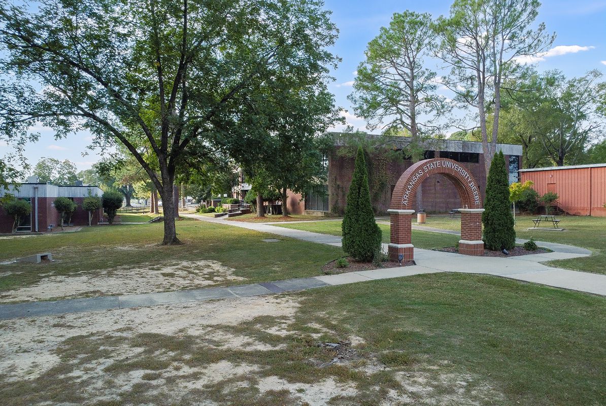 Beebe Arkansas State University Beebe 3of7