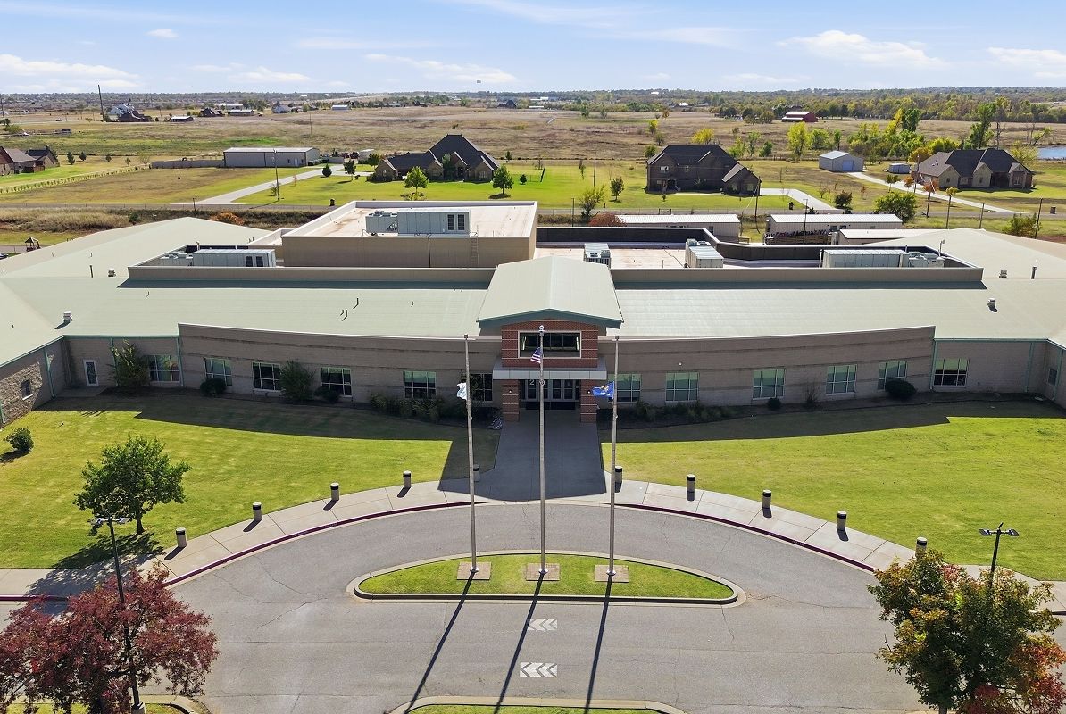 Yukon Stone Ridge Elementary School 4of6