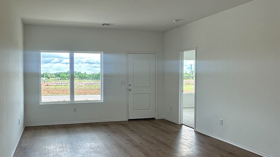 Shawnee Meadows 40972 Alpine Meadow Dr Living