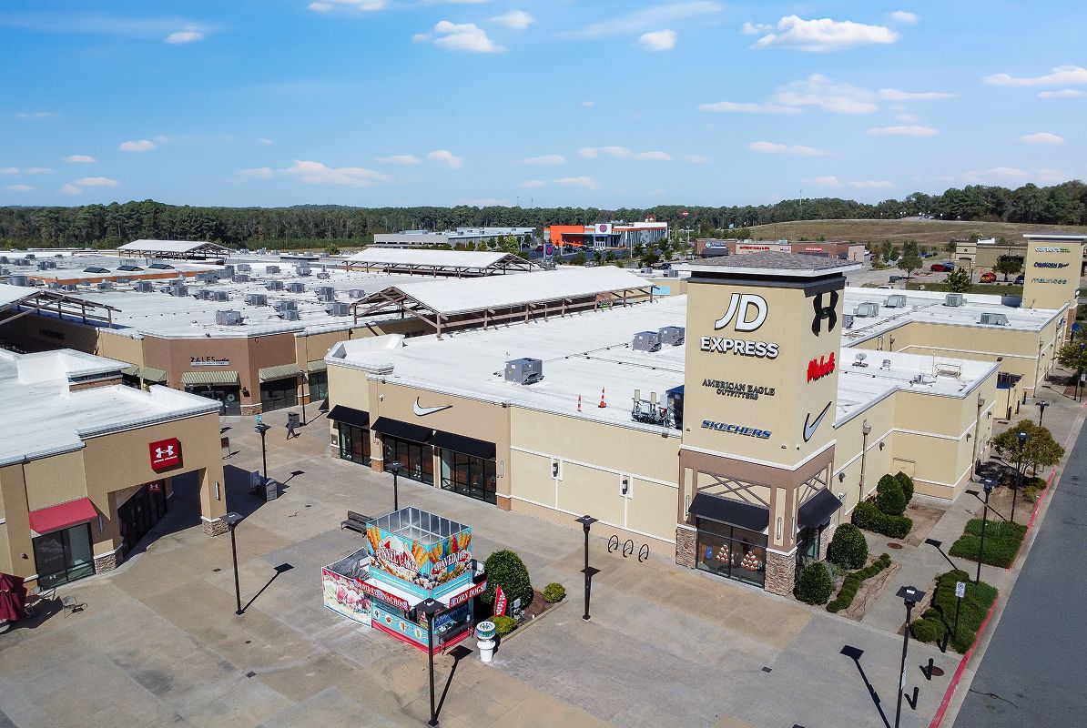 Benton Outlets Of Little Rock 1of8