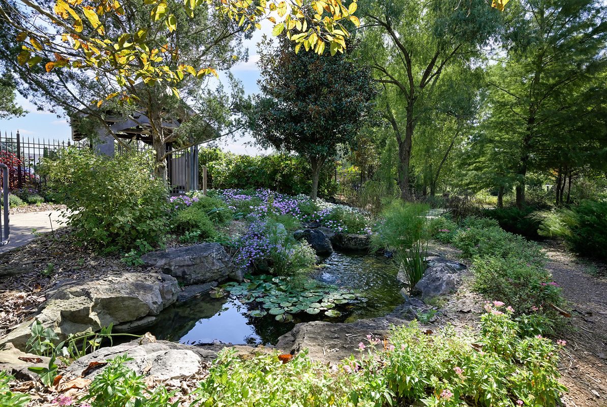 Fayetteville Botanical Gardensofthe Ozarks 8of15