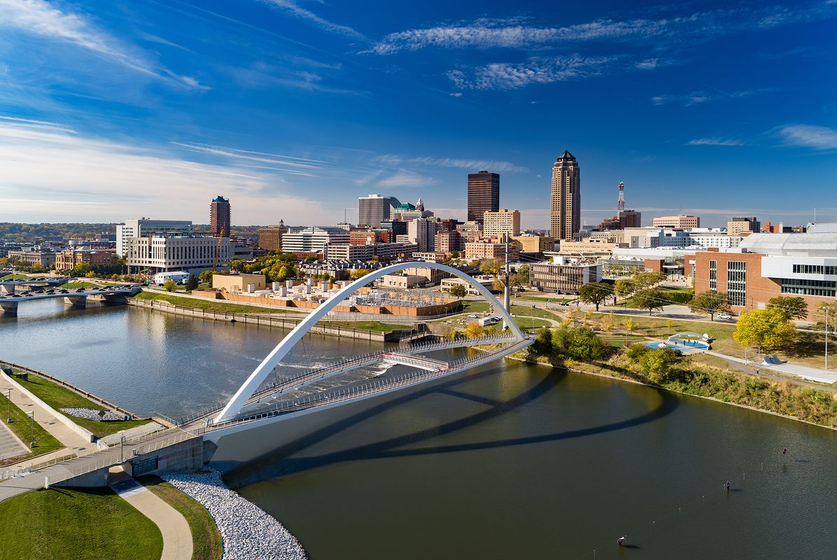 IWN Des Moines Cityscape Skyline