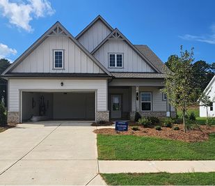 Crestwood - Twelve Parks 55+: Sharpsburg, Georgia - Lennar