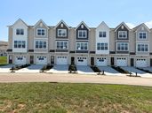 Village at Spring Creek por Lennar en Nashville Tennessee