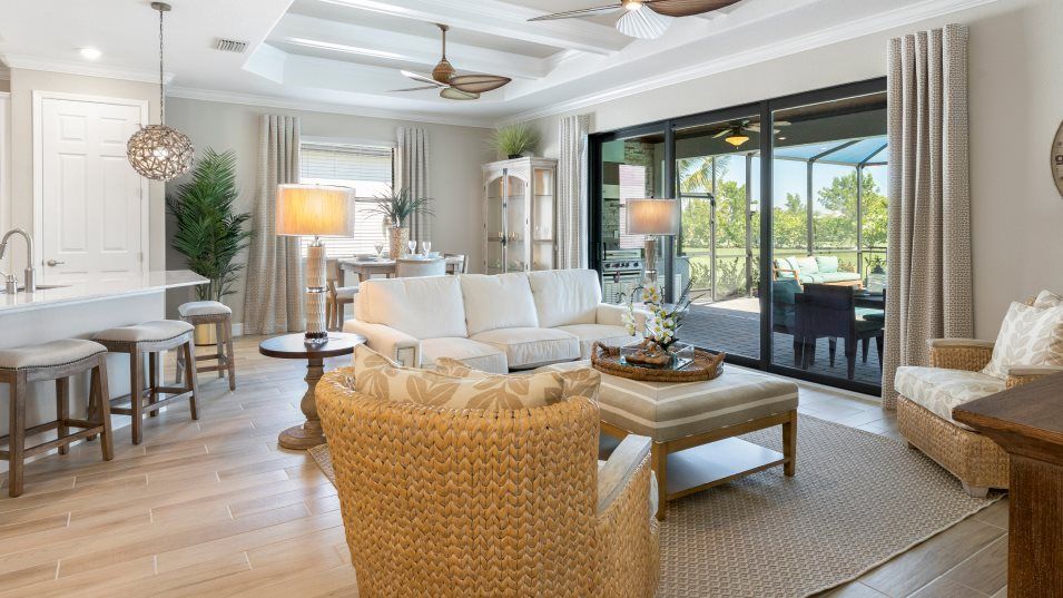 Victoria Plan at Calusa Country Club - Executive Homes in Lakewood ...
