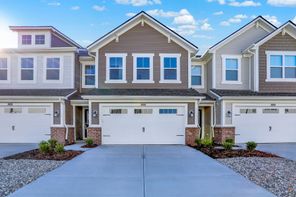 7561 Marin Parkway (Roxbury)