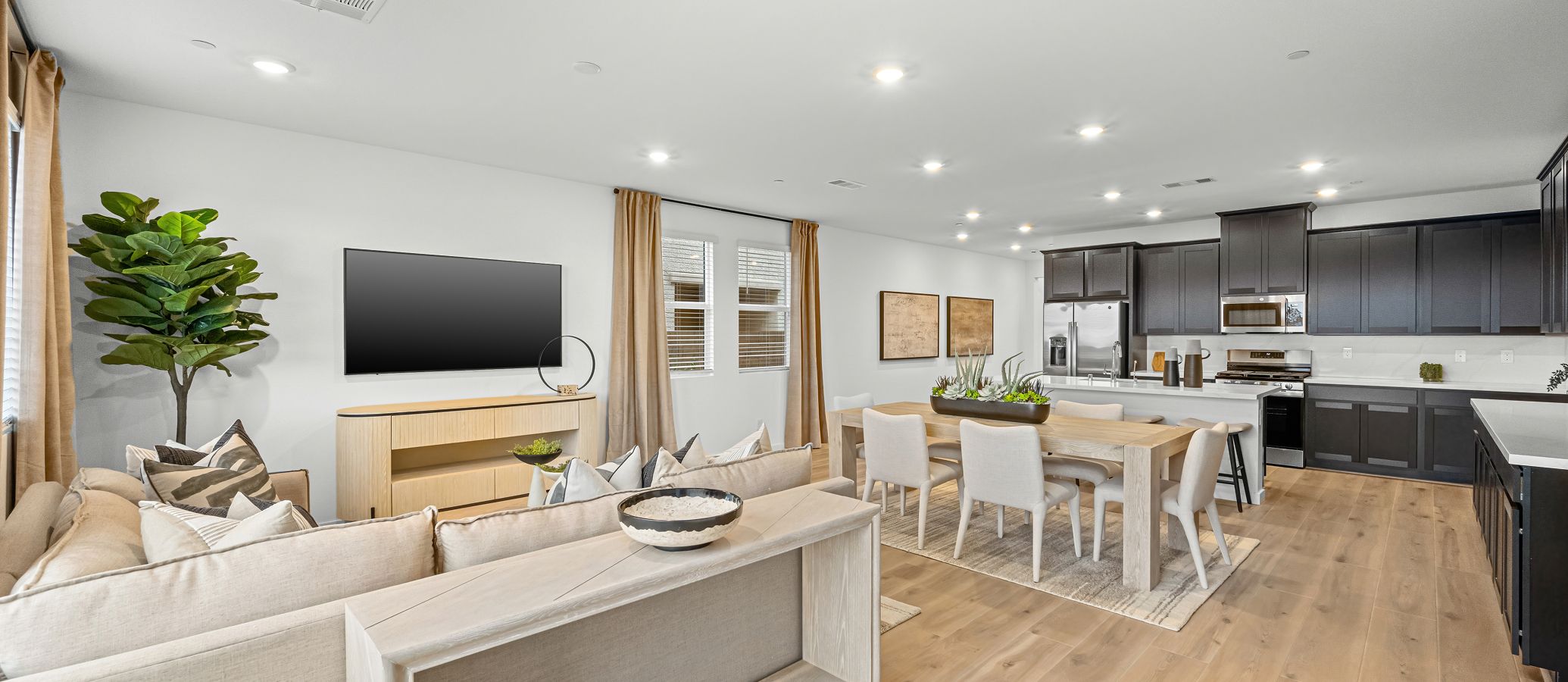 3636 Via Gennaro. Henderson, NV 89044