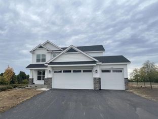 Bristol - Willowbrooke - Discovery Collection: Oakdale, Minnesota - Lennar