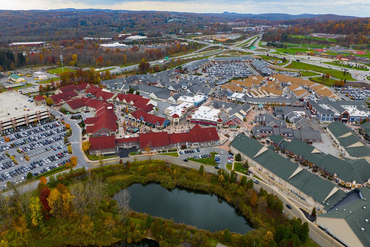 Tuxedo Aerial Woodbury Outlets 2of3 5 27 25