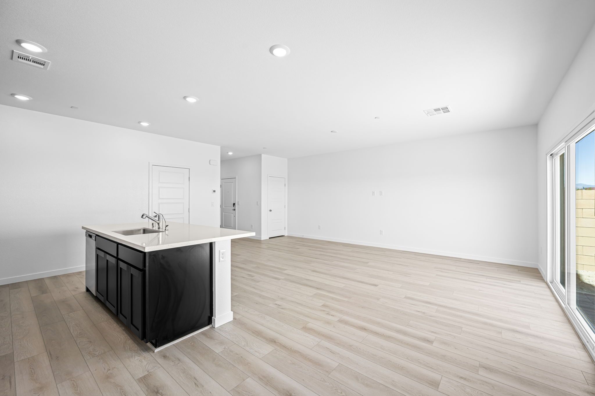 Parkside Marcia Kitchen 8of8 F1