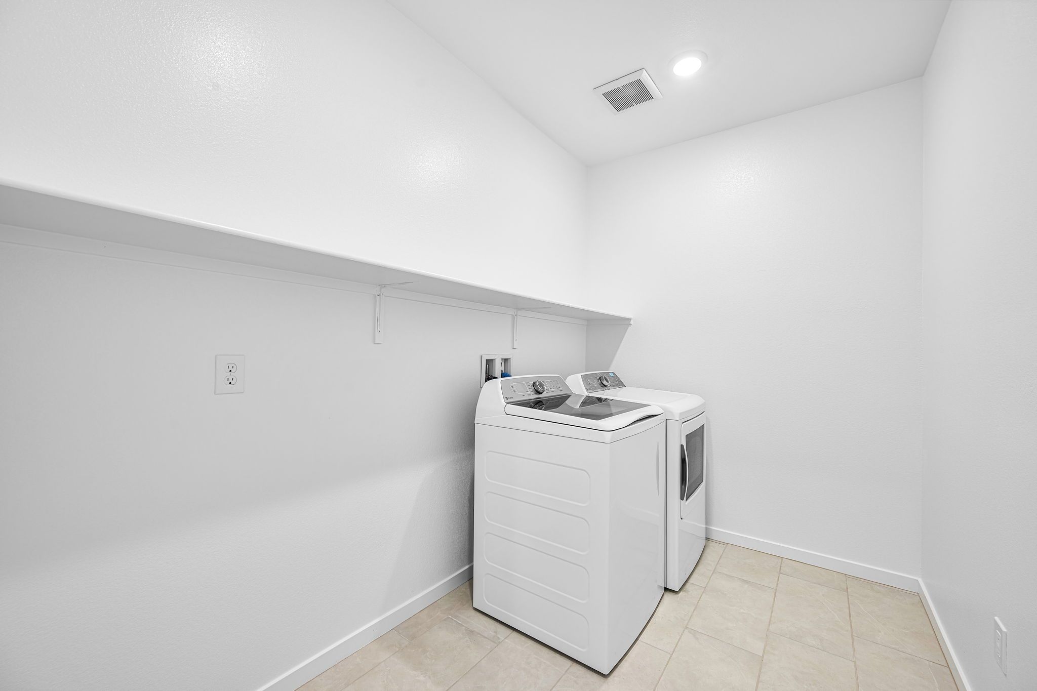 Parkside Marcia Laundry F2