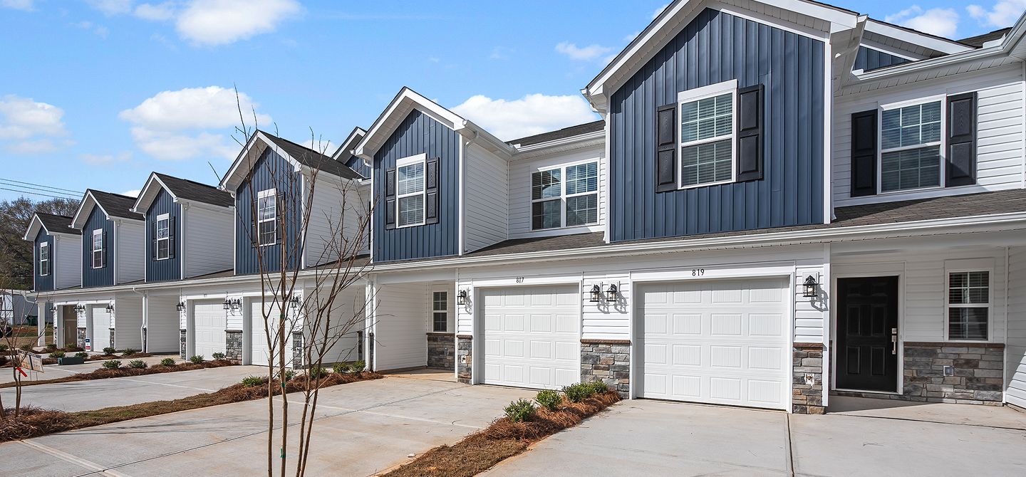 Hadden Heights Timber Townhomes Streetscape 1of8