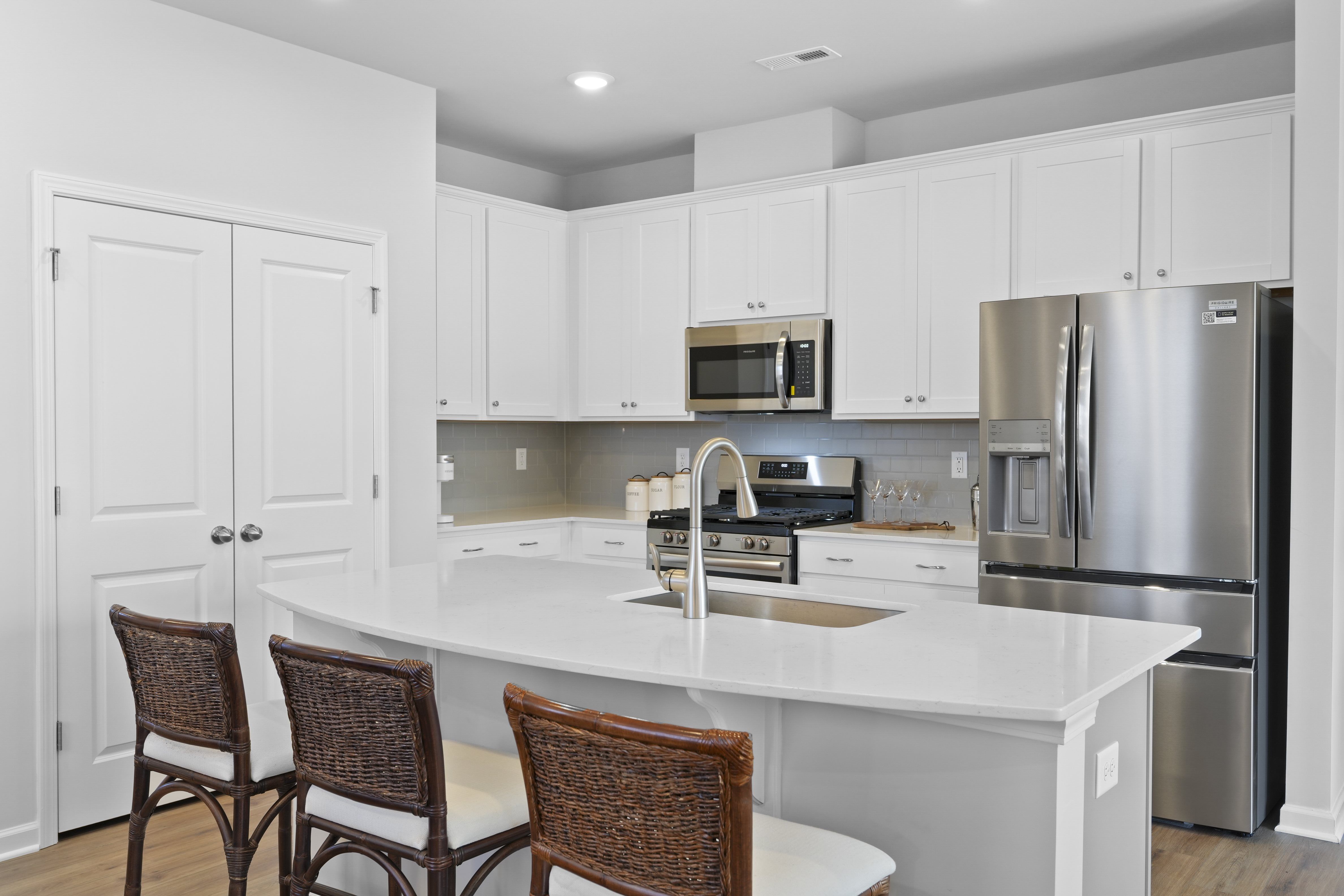 Magnolia Glen Carlton Kitchen 2of5