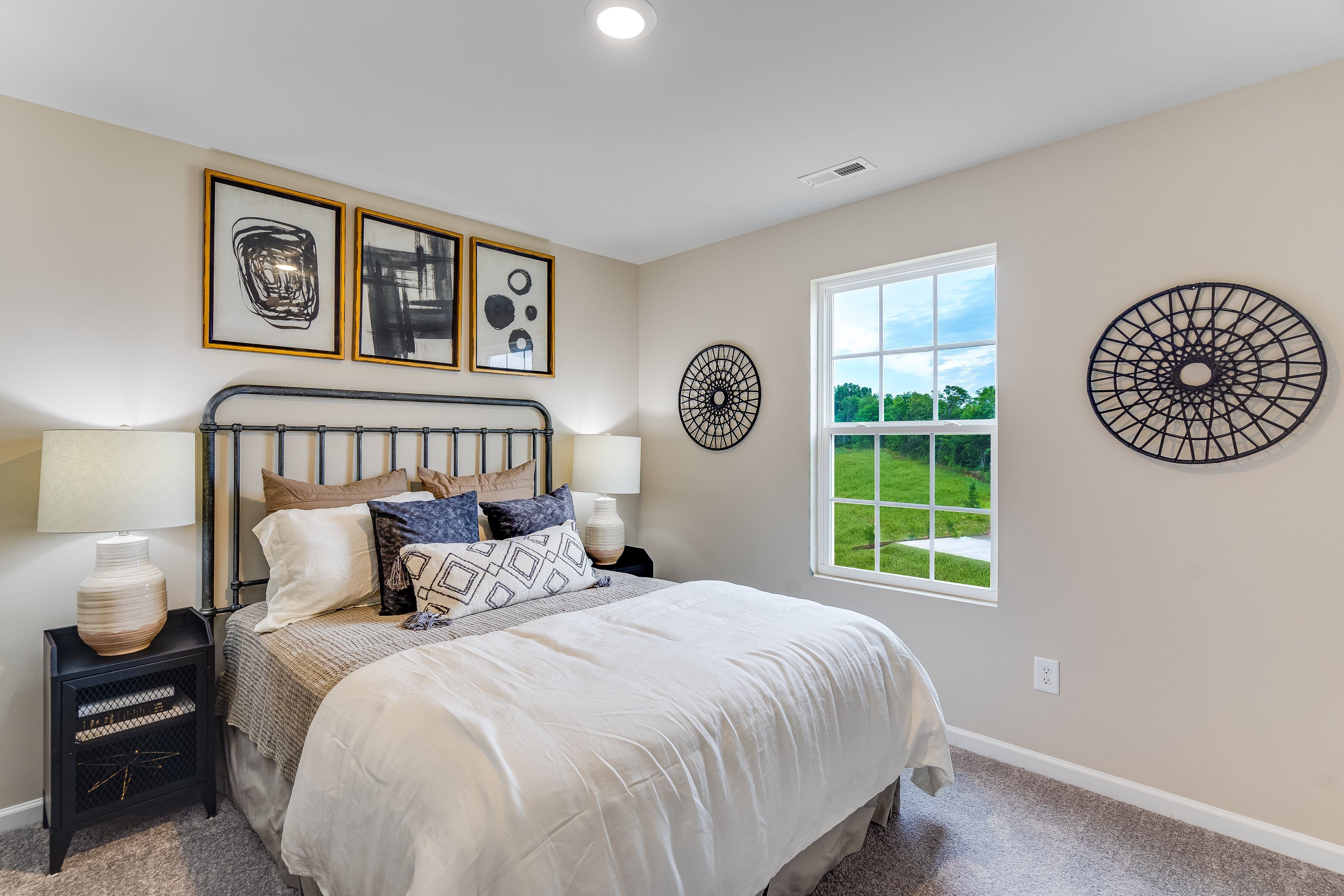 Sullivan Farm Frost C 16