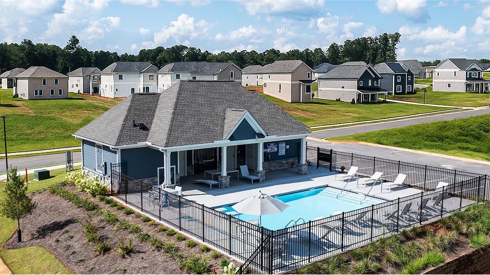Millers Pointe Amenity Pool House 1of2 080725