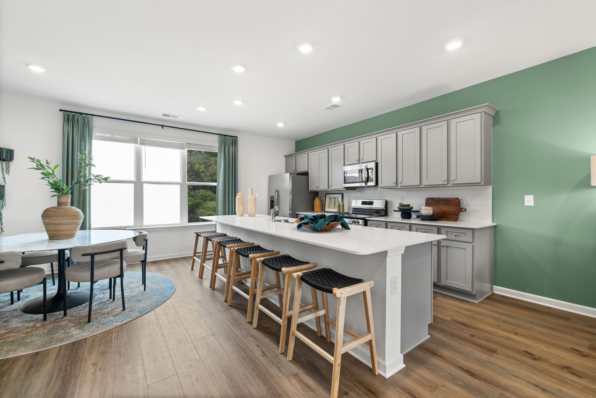 Asbury Oak Coolidge Kitchen 3of4 F2