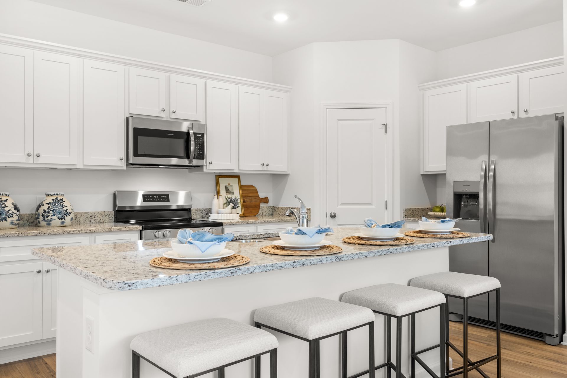 Summit View Primrose Kitchen 1of3 F1