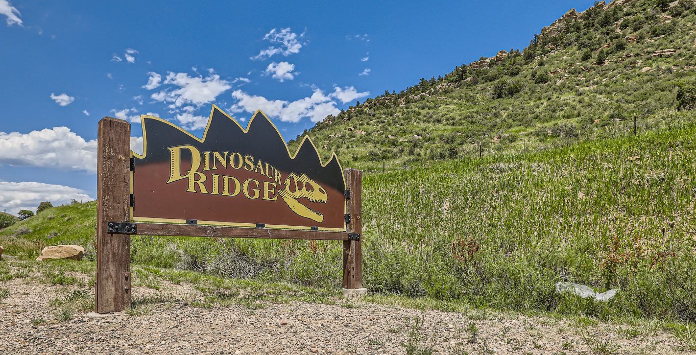 Dinosaur Ridge monument sign