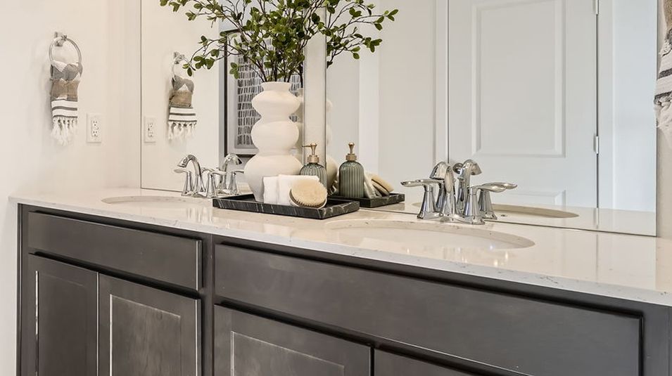 1868 Alto Owners Bath F3