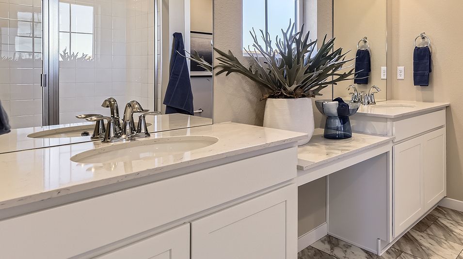 071625 Pioneer Collection Sky Ranch Evans Owners Bath F2 2of2