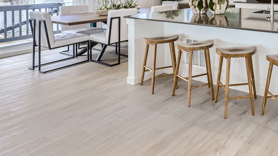 073125 2209 Visage Kitchen 2of2 F2