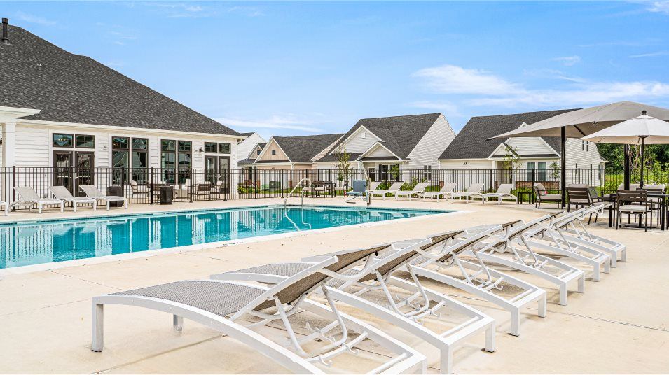 Auburn Meadows Swimming Pool