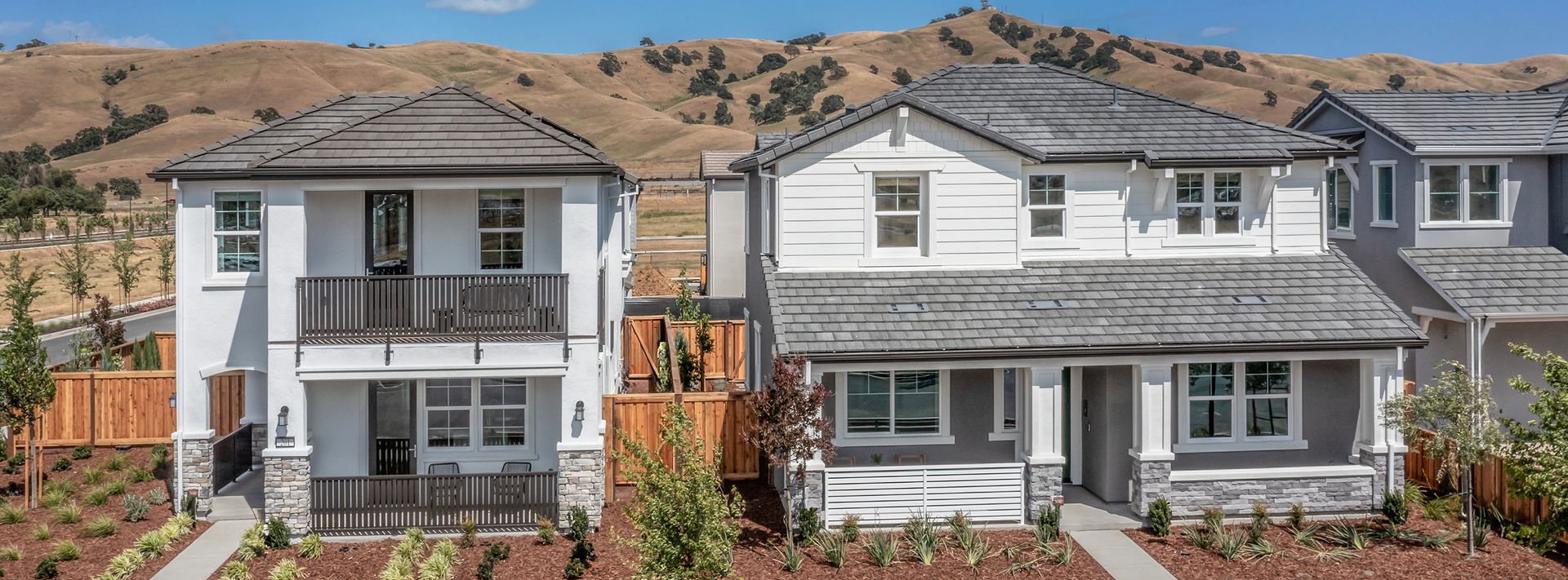 Hawthorn Hills Lagoon Valley Streetscape
