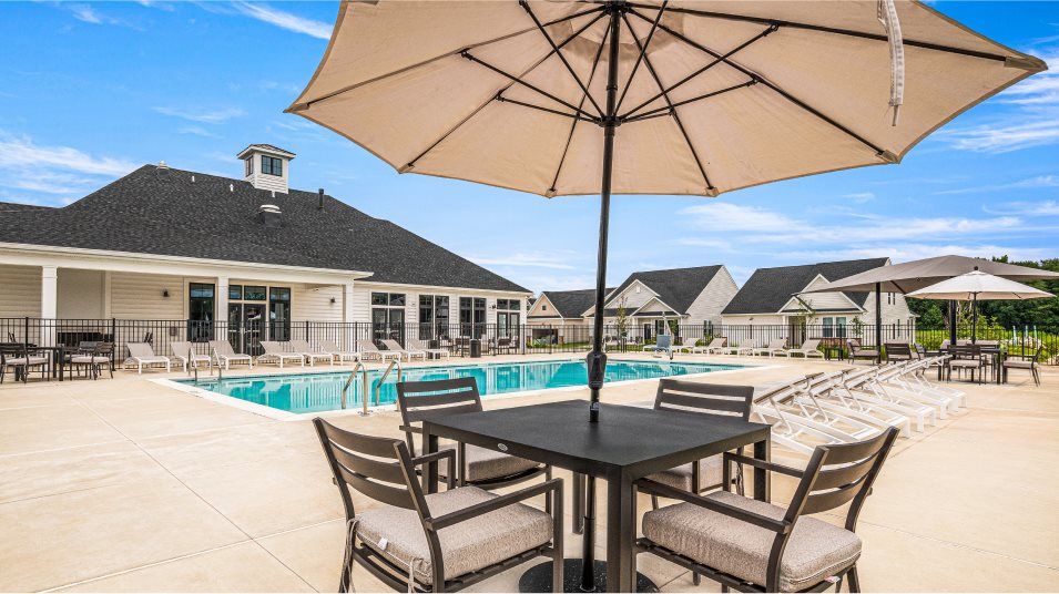 Auburn Meadows Swimming Pool