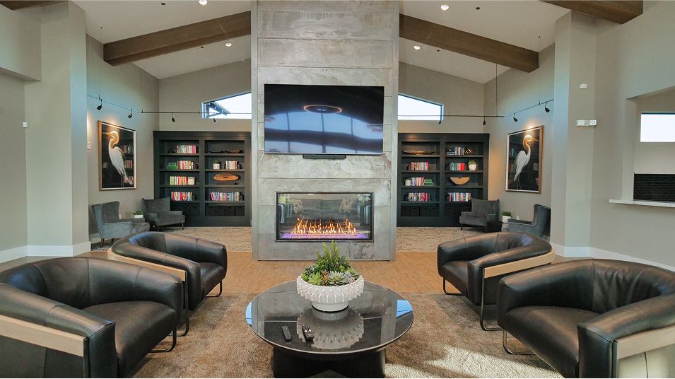 One Lake Amenity Lake Club 4of5