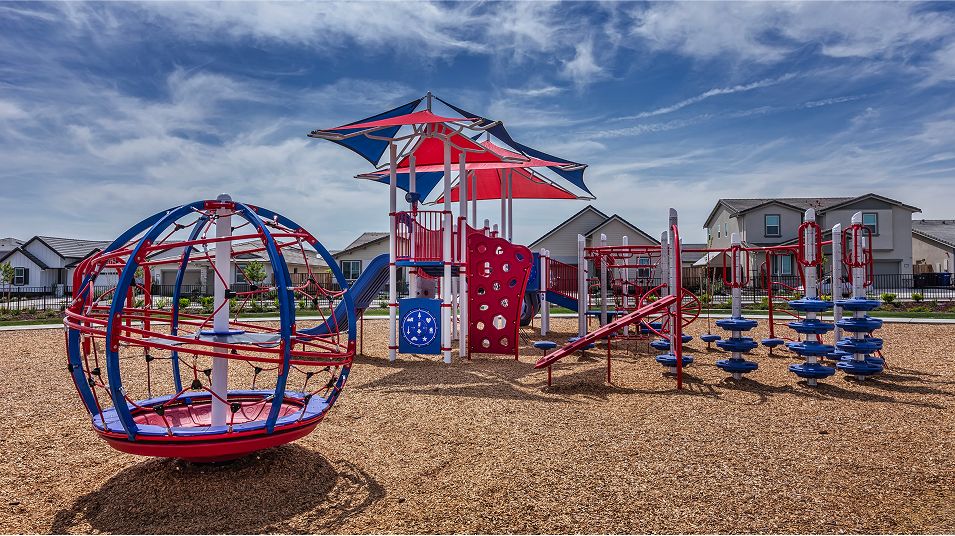 Baldwin Ranch Amenity Park Playground 2of3