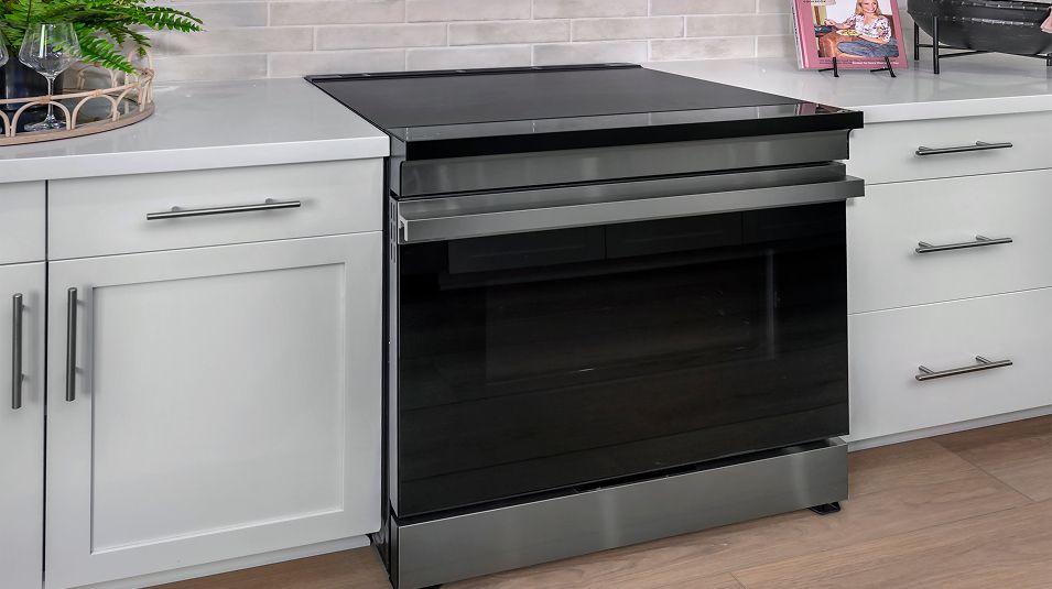 Turano Lakeshore Res2 EI Kitchen Range