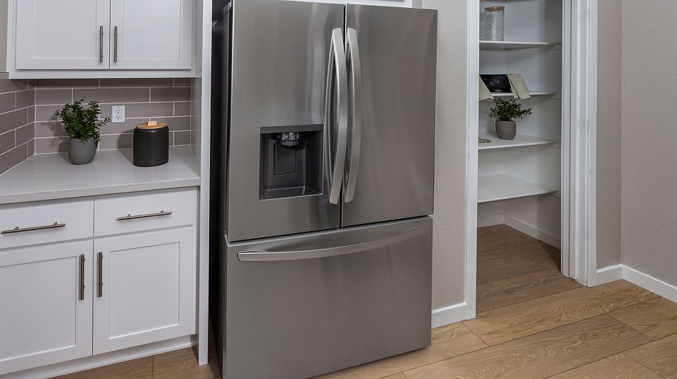 Harvest Valley EI Kitchen Refrigerator