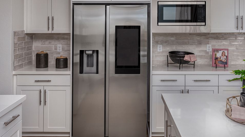 Turano Lakeshore Res2 EI Kitchen Refrigerator