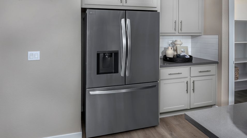 Sierra Heights Res2 EI Kitchen Refrigerator