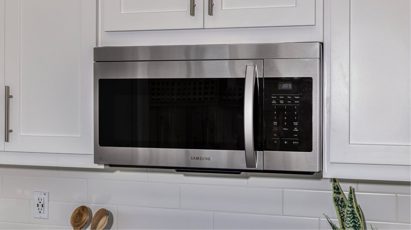 EI Kitchen Microwave