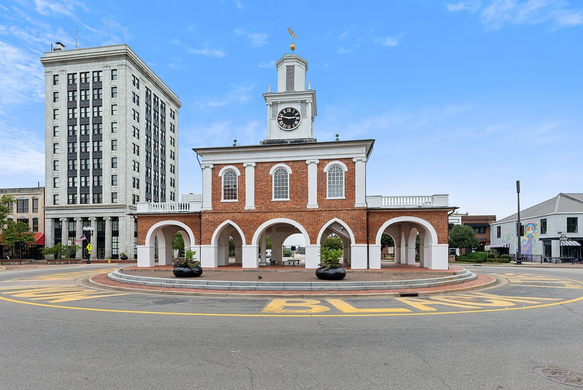 Sanford is in close proximity to major highways