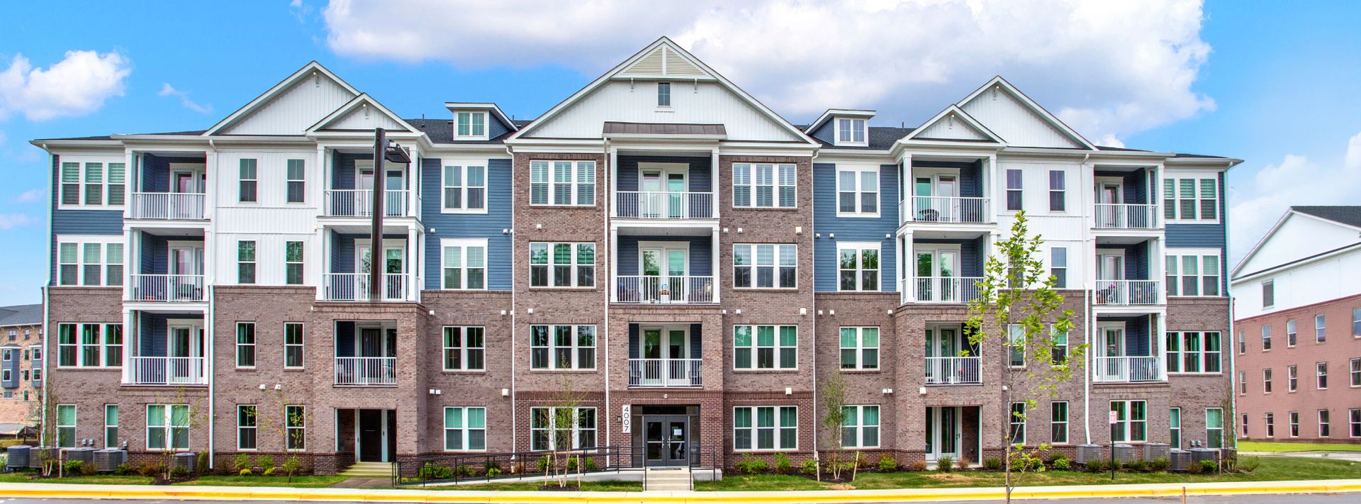 Heritage Condos Beechfield Manors Streetscape