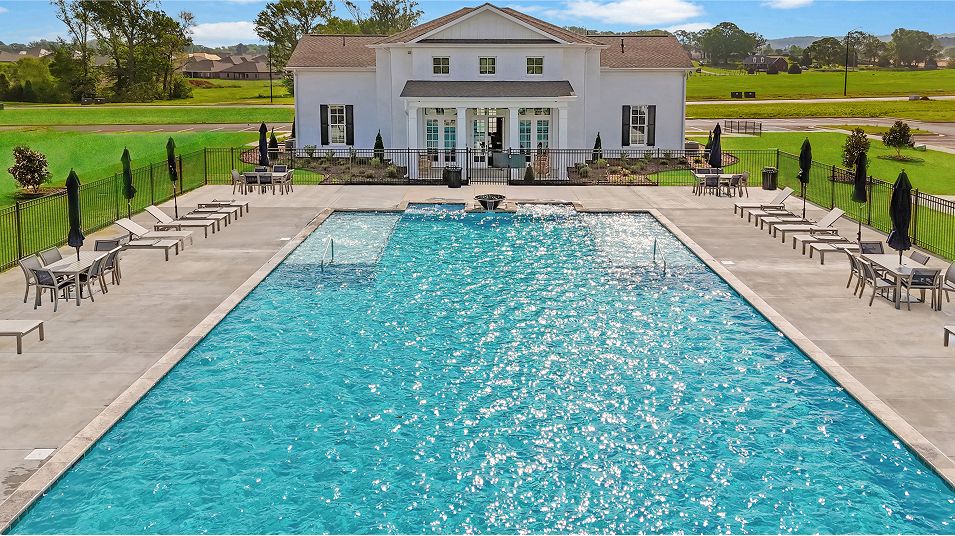 Clift Farm Amenity Pool 6of6 091225