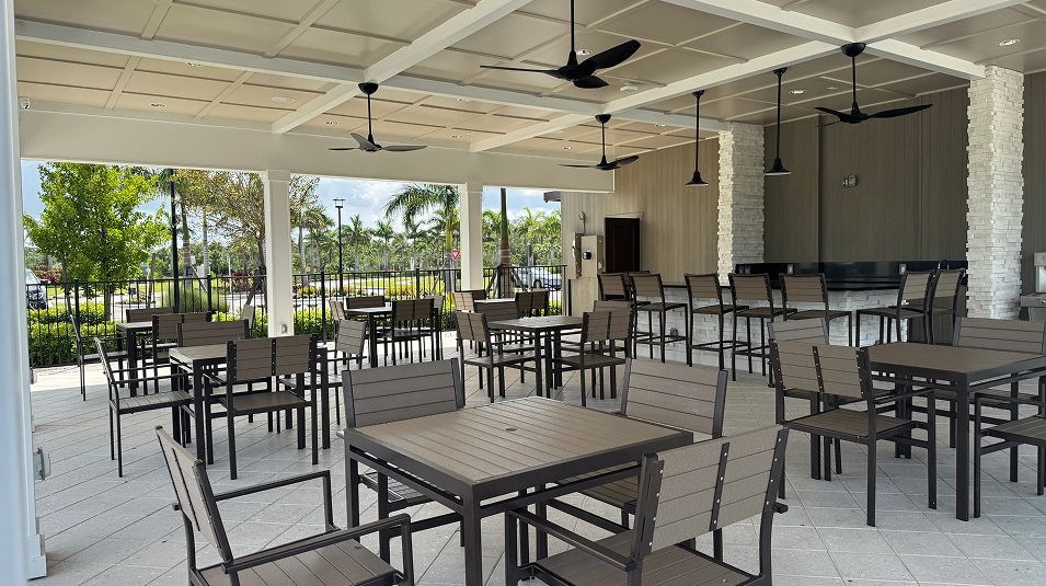 Brystol Wylder Amenity Pool 5of6