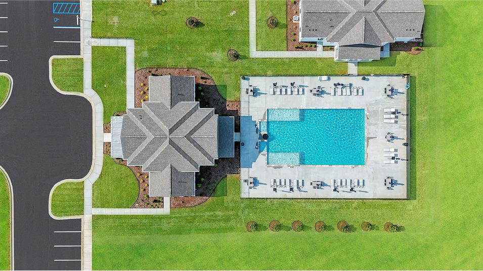 Clift Farm Amenity Pool 2of6 091225