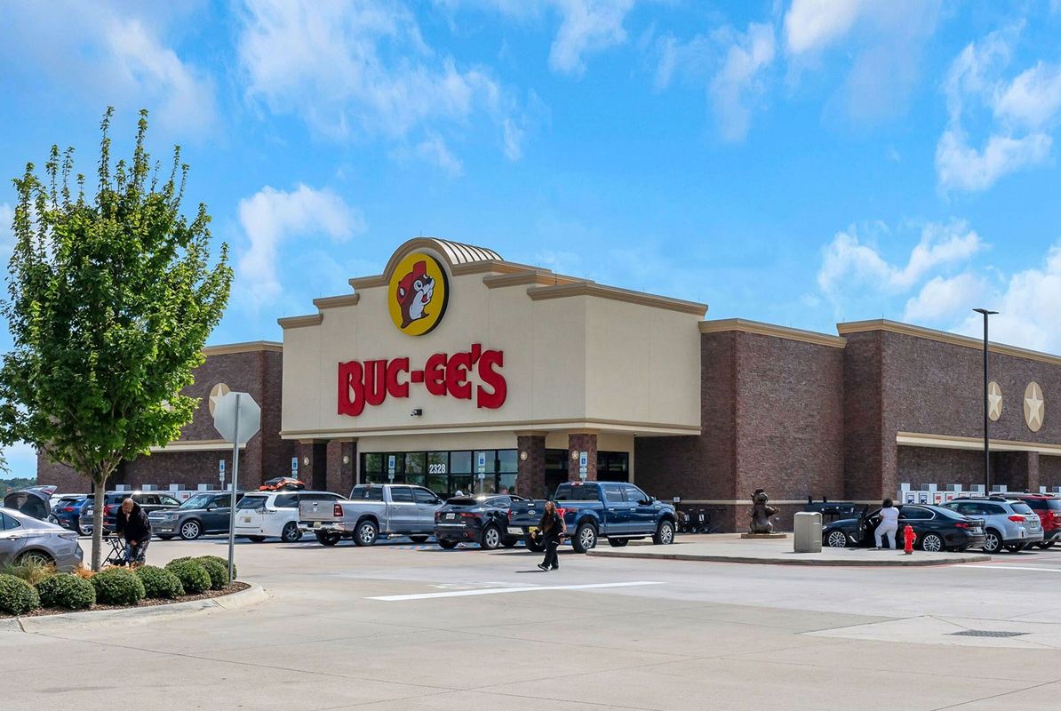 Athens Truckstop Buc ees