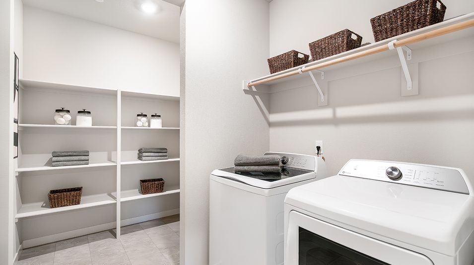 Camas Heights Windsor EI Washer Dryer Laundry Shelving F2