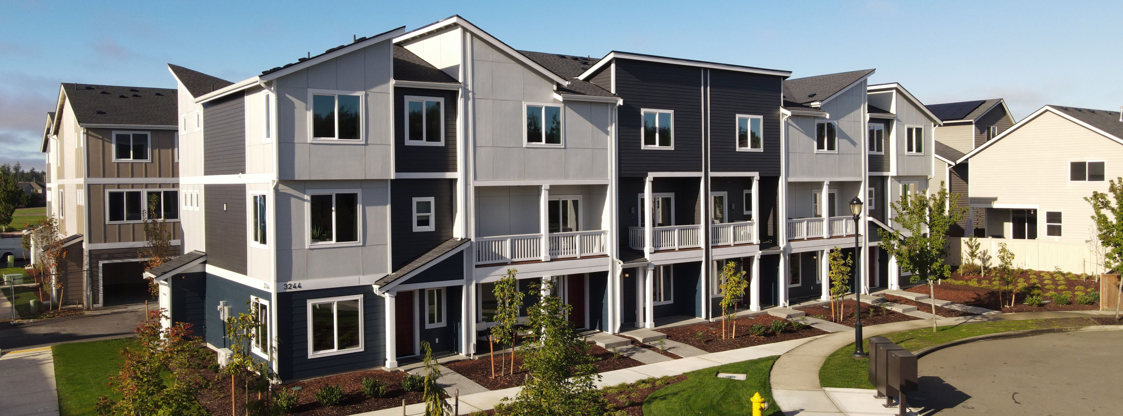 casa en Ten Trails Mountain View - Townhomes South por Lennar