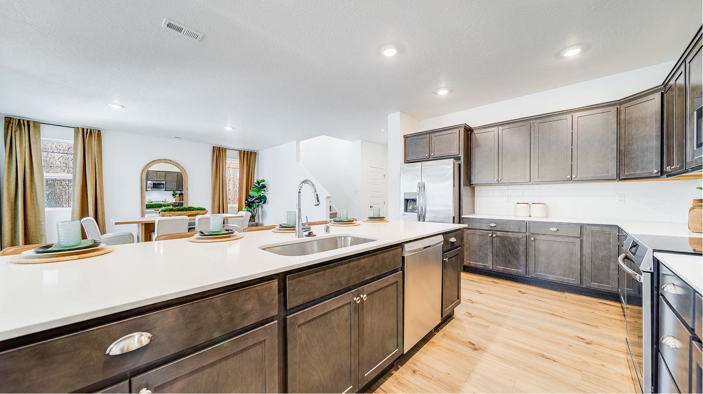 3422 Gregory Kitchen 1of2 F1