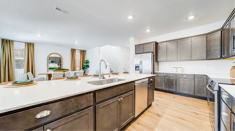 3422 Gregory Kitchen 1of2 F1