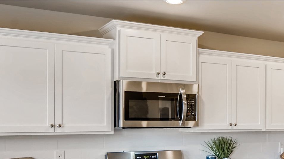 Daisy Crossing Zinfandel Microwave